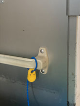 Lade das Bild in den Galerie-Viewer, Hang TAG
